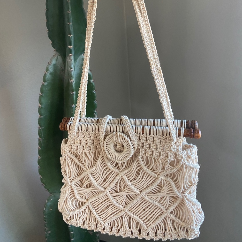 Vintage macrame purse